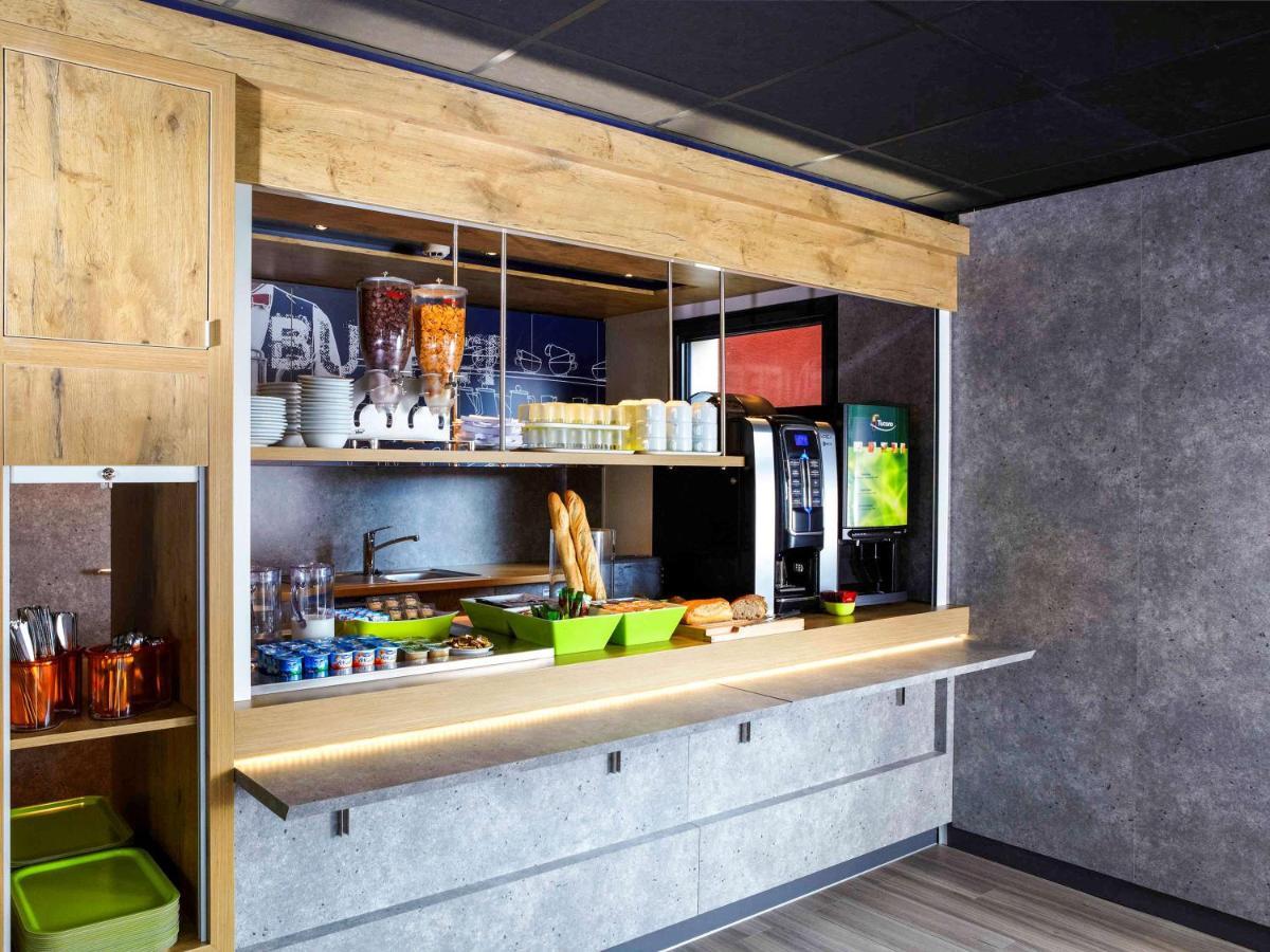 Ibis Budget Pontarlier Esterno foto