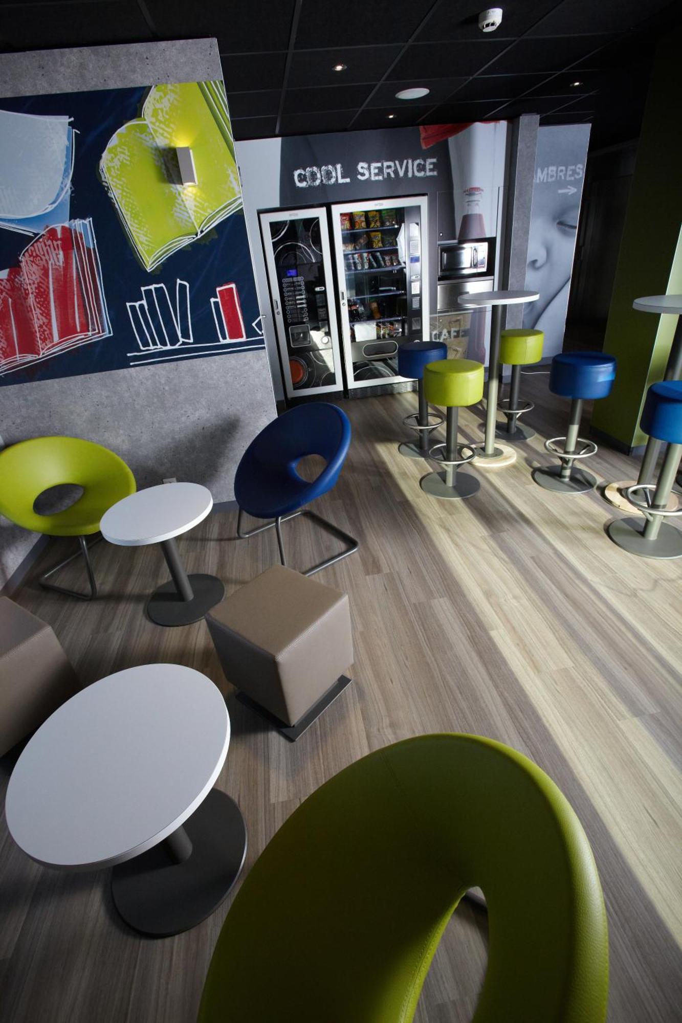 Ibis Budget Pontarlier Esterno foto