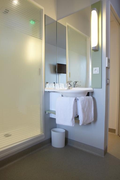 Ibis Budget Pontarlier Camera foto